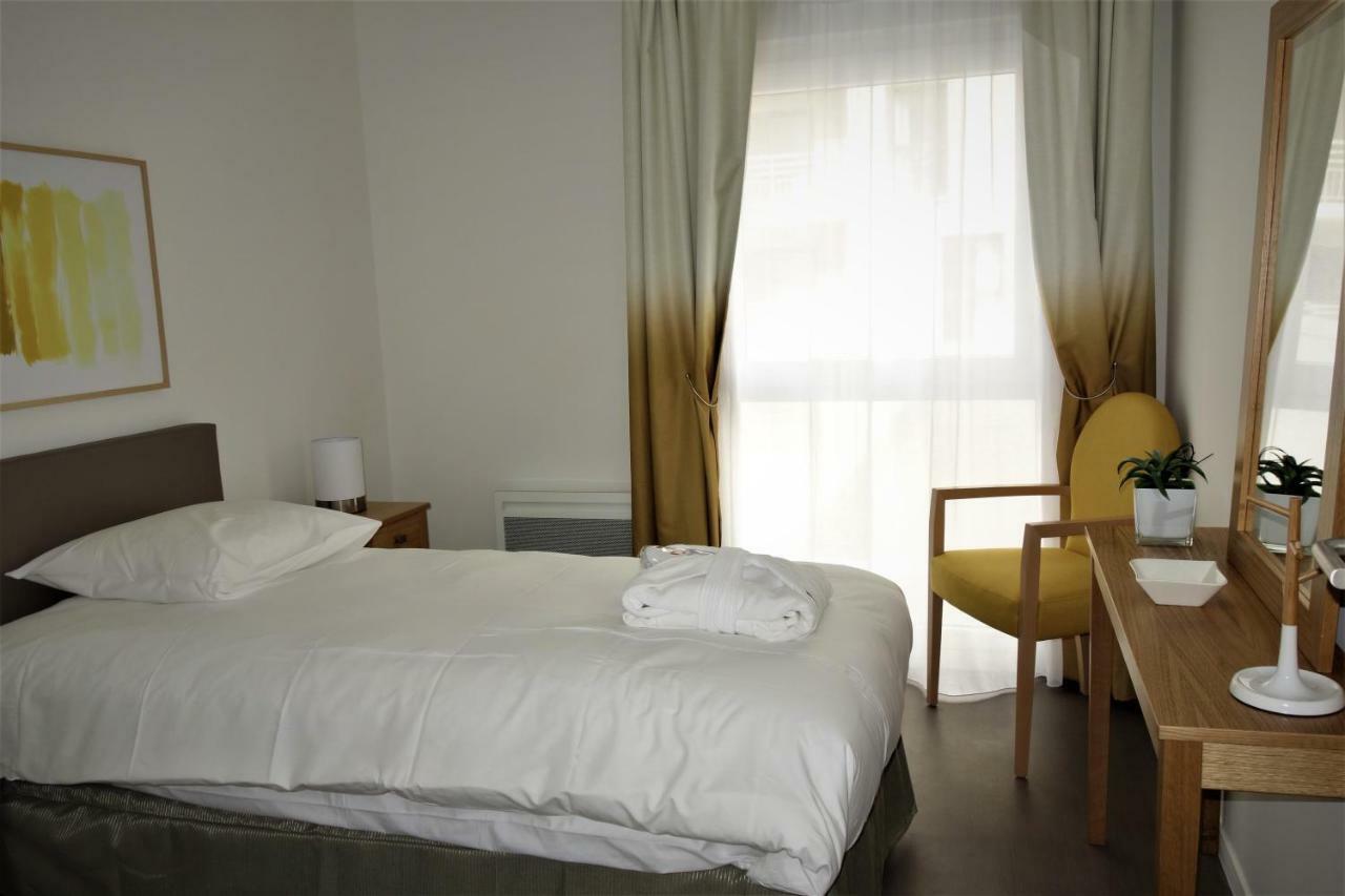 Domitys - Les Robes D'Airain Aparthotel Caen Exterior foto